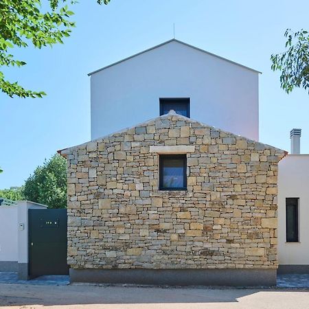 Villa Pura Vida With Pool And Whirlpool Near Umag Materada 外观 照片