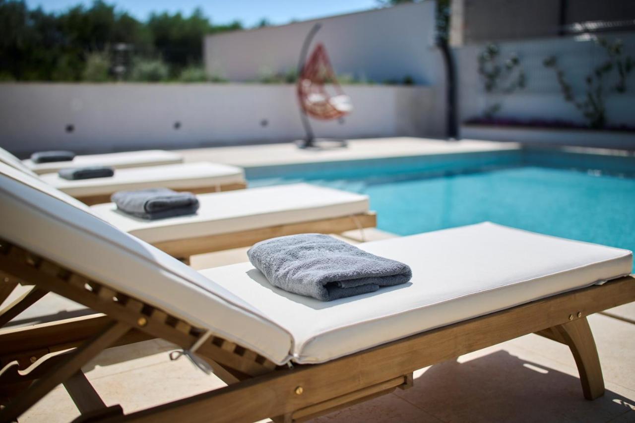 Villa Pura Vida With Pool And Whirlpool Near Umag Materada 外观 照片