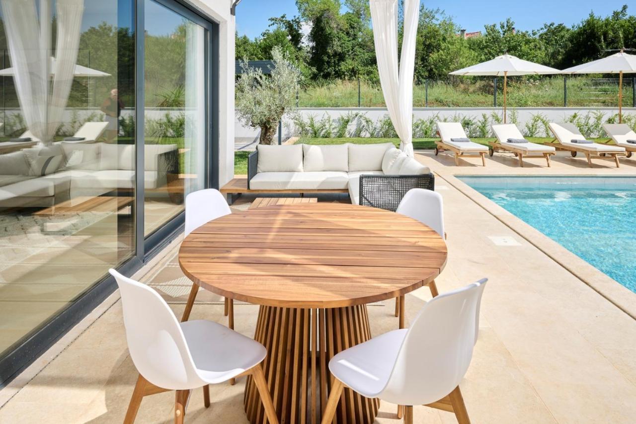 Villa Pura Vida With Pool And Whirlpool Near Umag Materada 外观 照片
